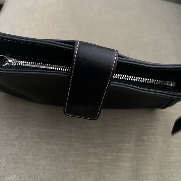 Black leather Coach bag - Picture 7 of 8